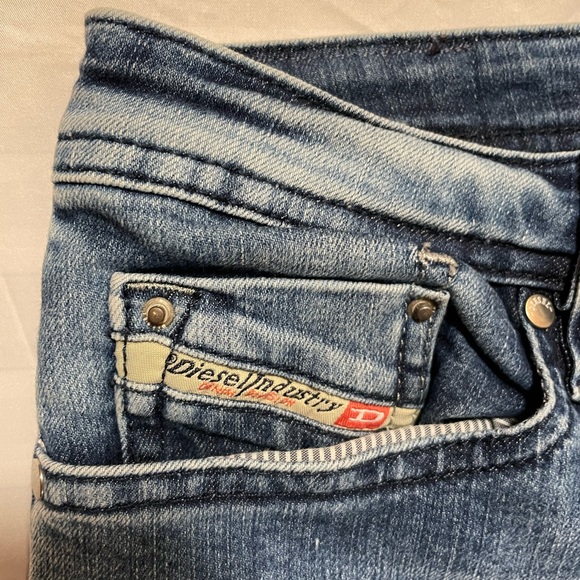 Diesel make youth size/age 11 - Picture 8 of 8